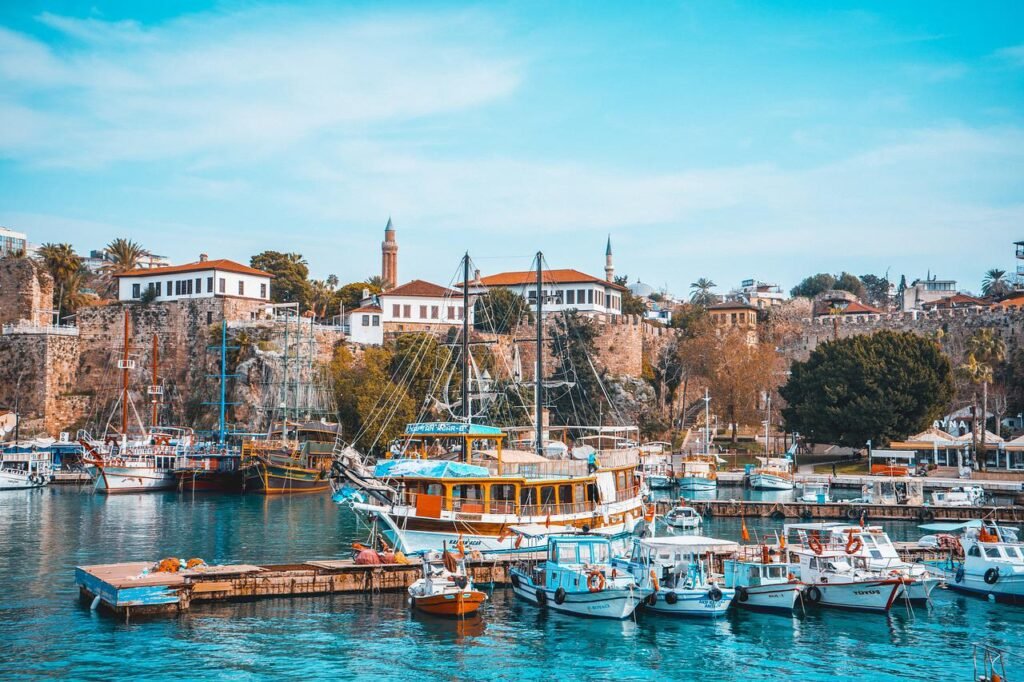 antalya, boats, ship-6326400.jpg