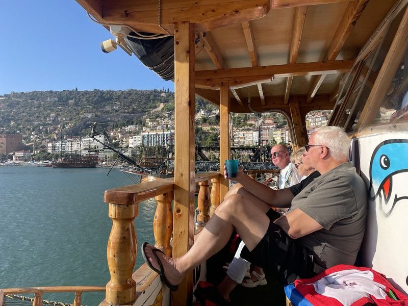 Alanya Pirate Boat Tour with Lunch